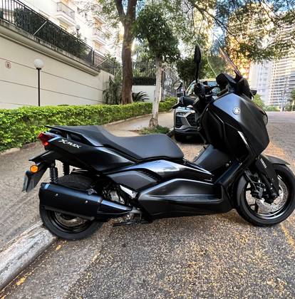 YAMAHA XMAX 250 CONNECTED ABS YAMAHA XMAX 250 CONNECTED ABS